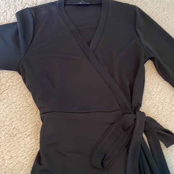 The limited petit black shirt dress. - Picture 4 of 4